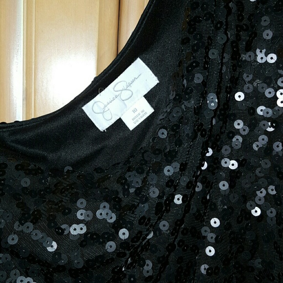 Gorgeous one shoulder dress by Jessica Simpson - Picture 3 of 4